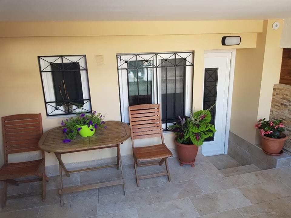 Lefkaditika Luxury Apartment Preveze Dış mekan fotoğraf